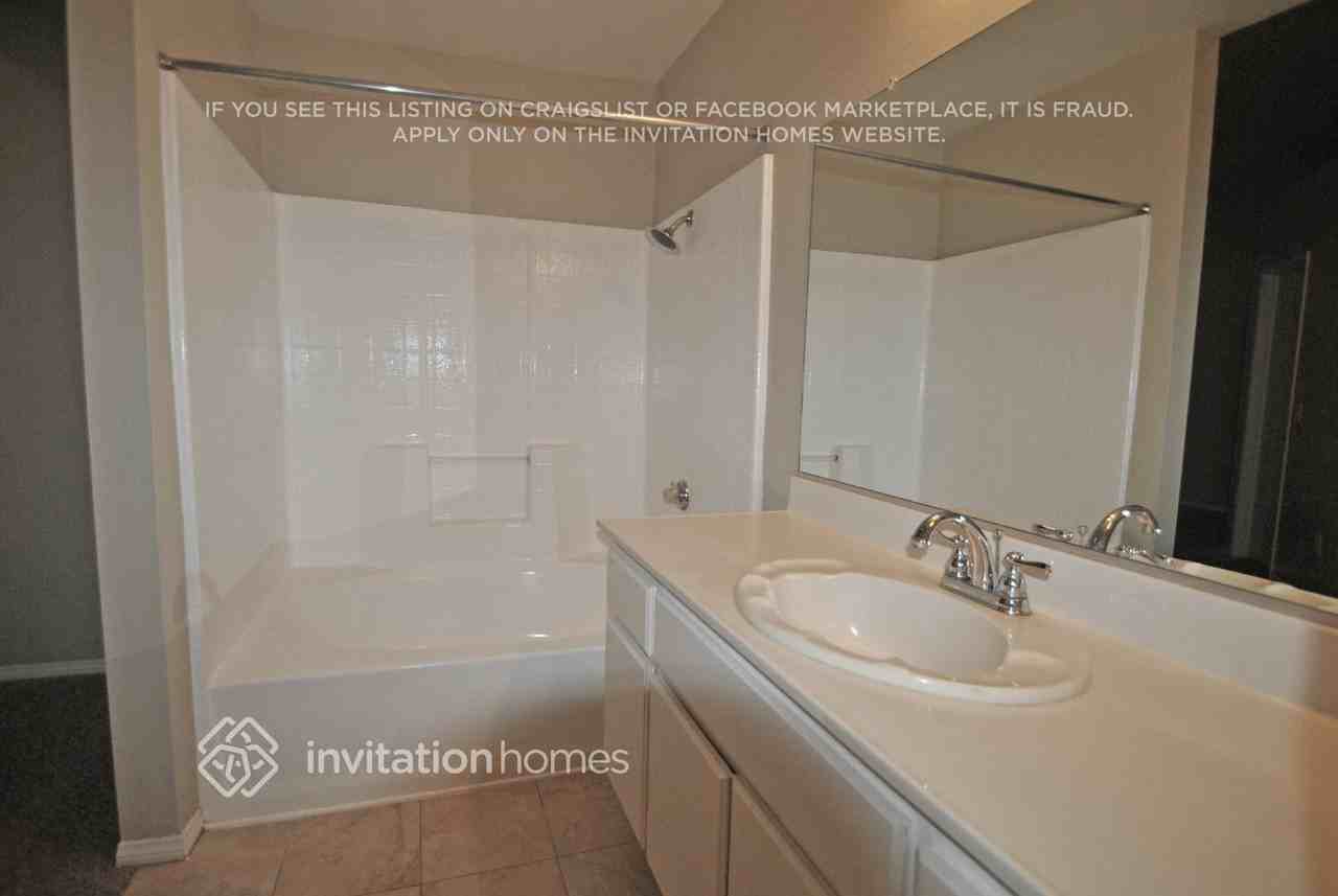 19711 Westerly Dr - Photo 5 of 7