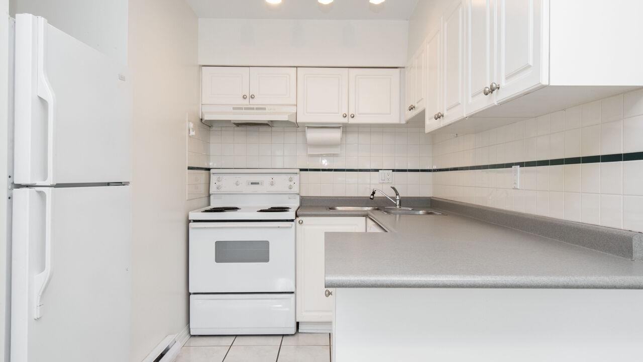 4148 Norfolk Street #402 - Photo 4 of 11
