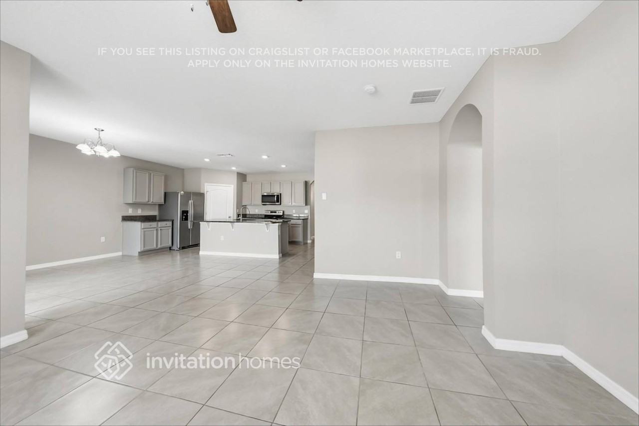 2825 Van Amber Ct - Photo 4 of 18