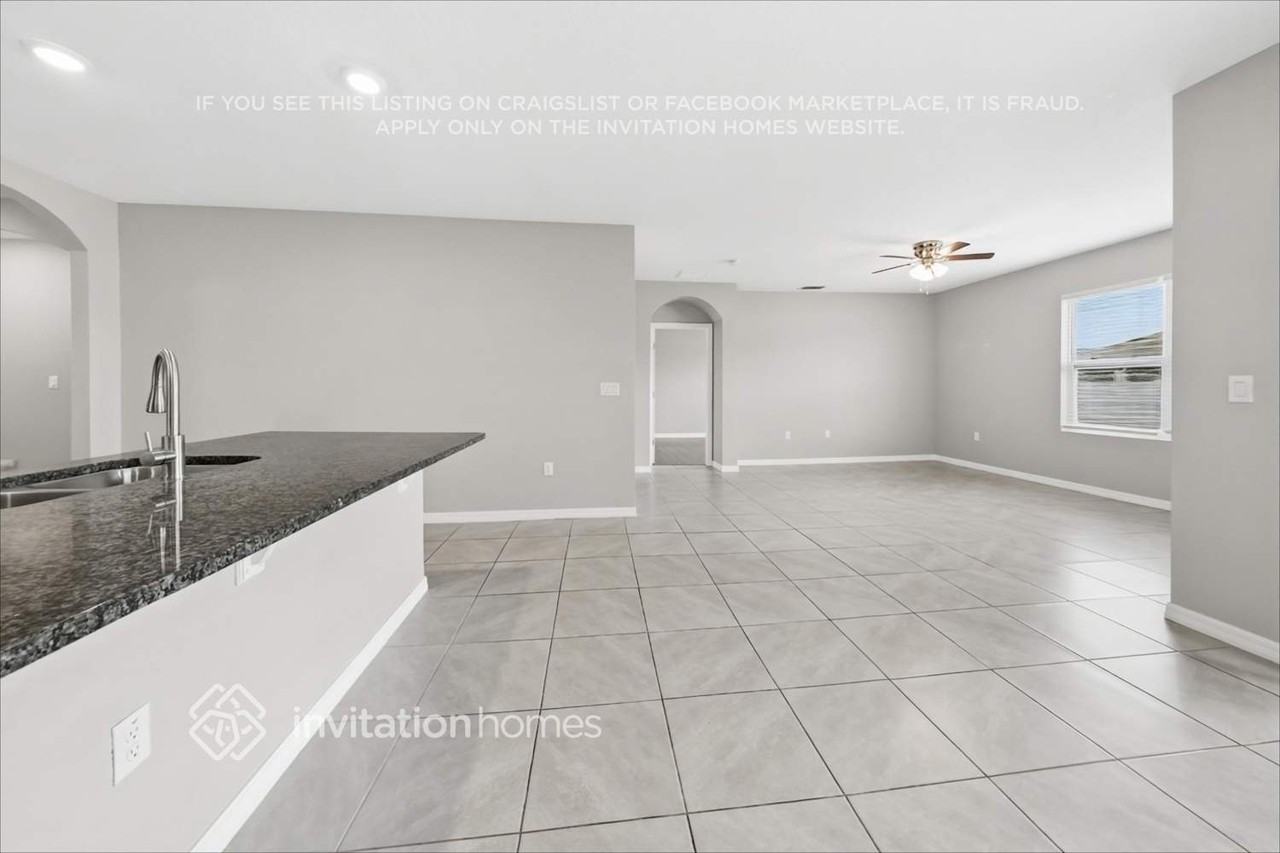 2825 Van Amber Ct - Photo 5 of 18