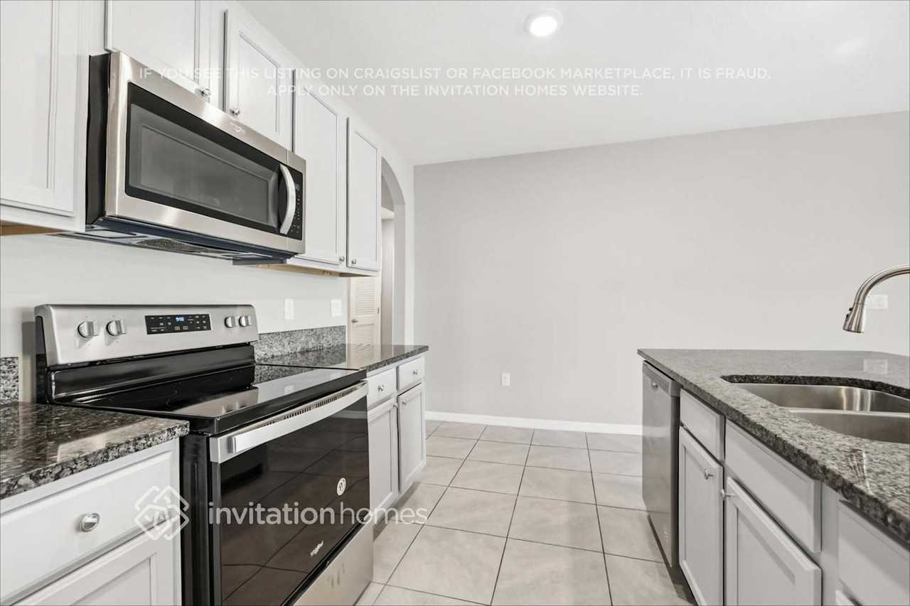 2825 Van Amber Ct - Photo 6 of 18
