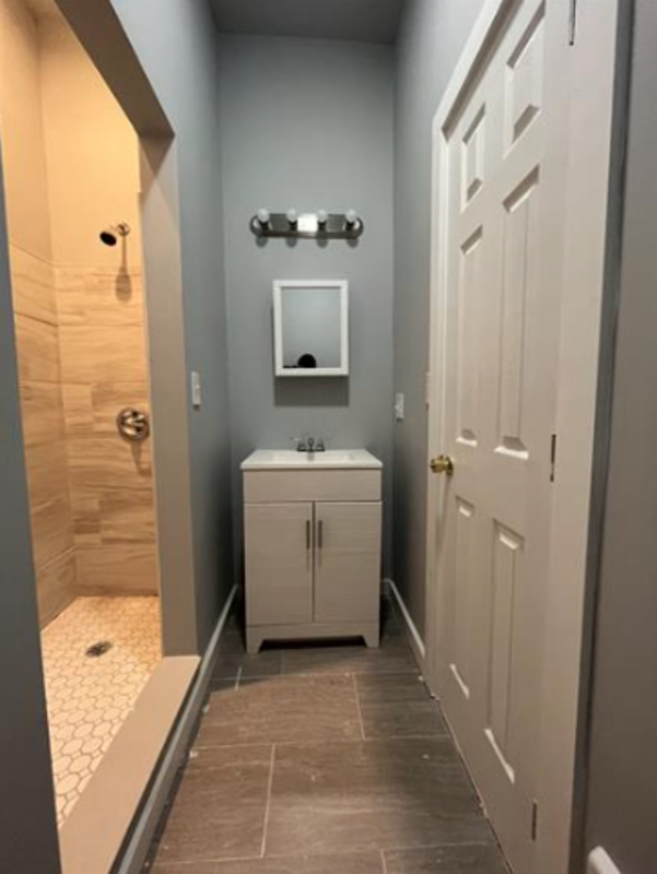 110 Lark St - Photo 5 of 8