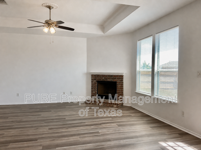 11501 Murron Dr - Photo 3 of 19