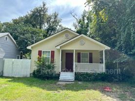 2607 Bismark Ave - Photo 1 of 1