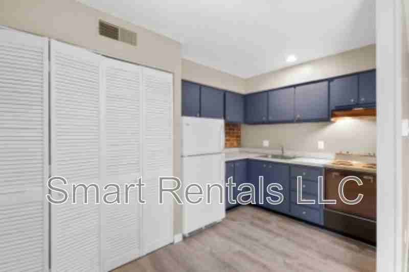 9951 Chateau Roi Ct - Photo 3 of 14
