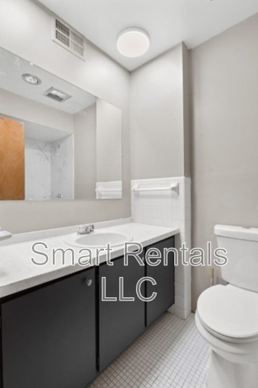 9951 Chateau Roi Ct - Photo 4 of 14