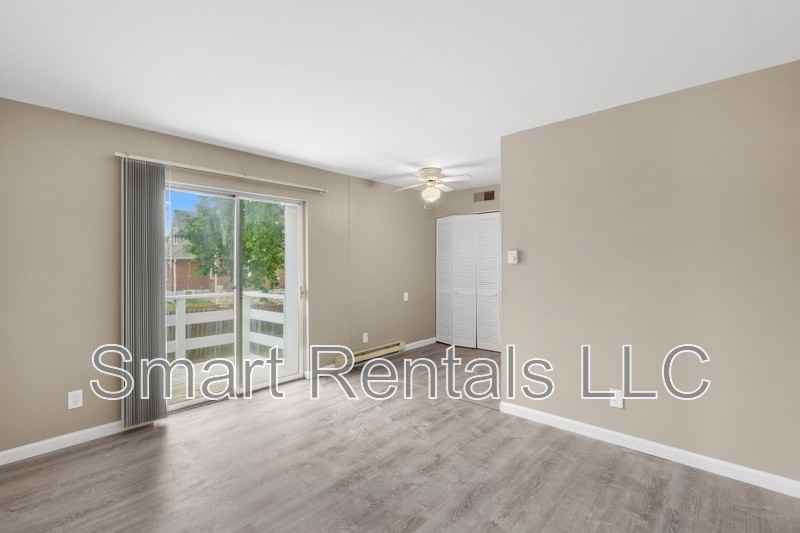 9951 Chateau Roi Ct - Photo 5 of 14