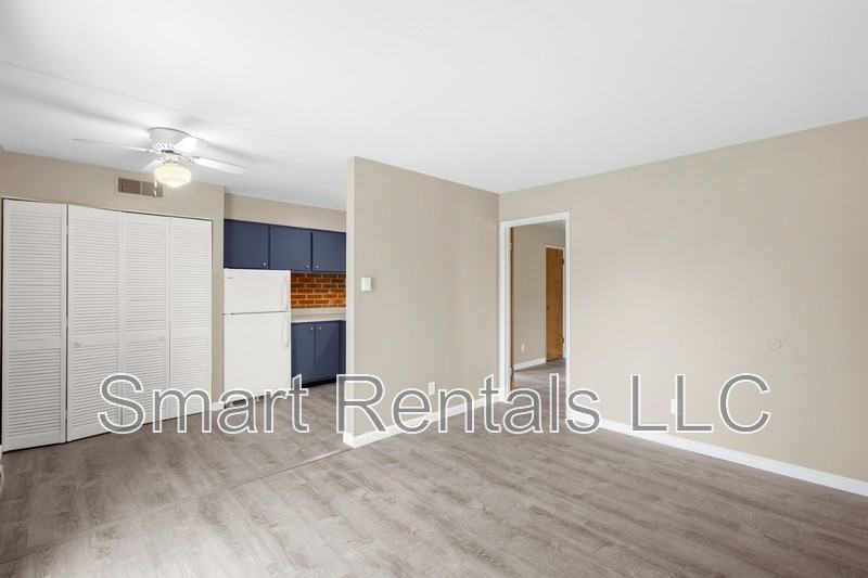 9951 Chateau Roi Ct - Photo 7 of 14