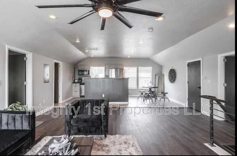 3836 Paseo Blvd - Photo 6 of 12