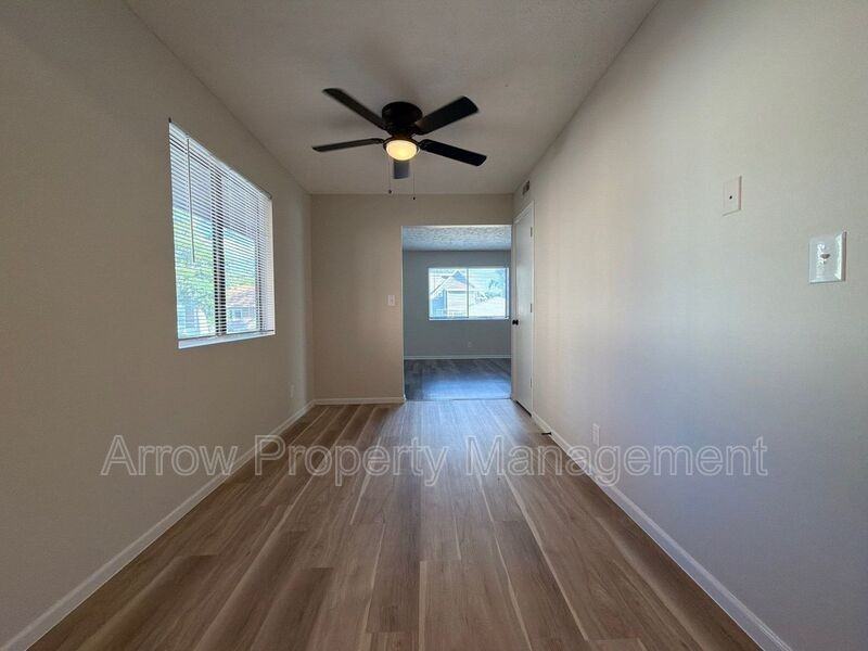 922 A St #2 - Photo 4 of 21