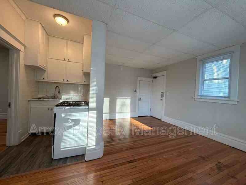 1400 Garfield St #A - Photo 4 of 19