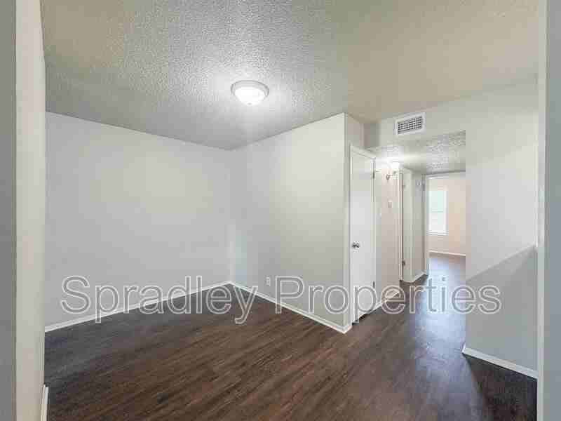120 W Main St #603 - Photo 4 of 8