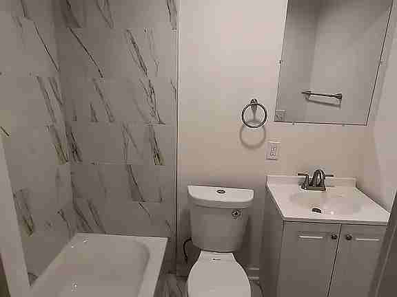 2829 N Taylor St - Photo 5 of 16