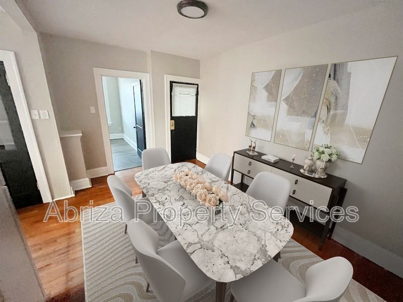 4738 Grand Dr #2S - Photo 5 of 14