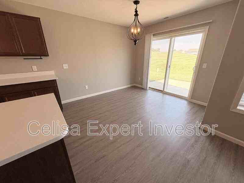 4914 Stone Canyon Psge - Photo 4 of 14