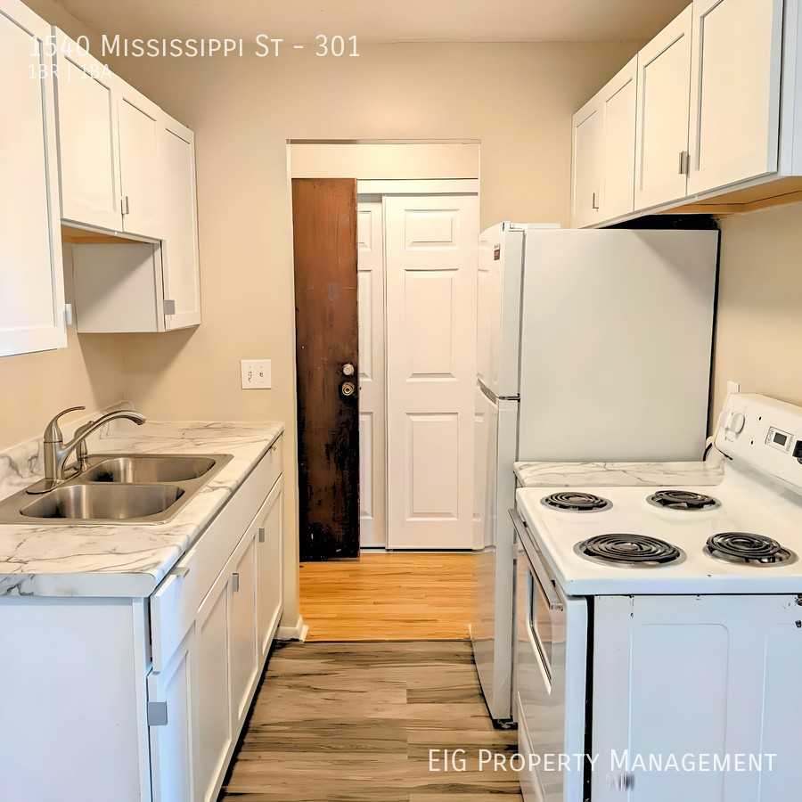 Phalen Village - Photo 2 of 47