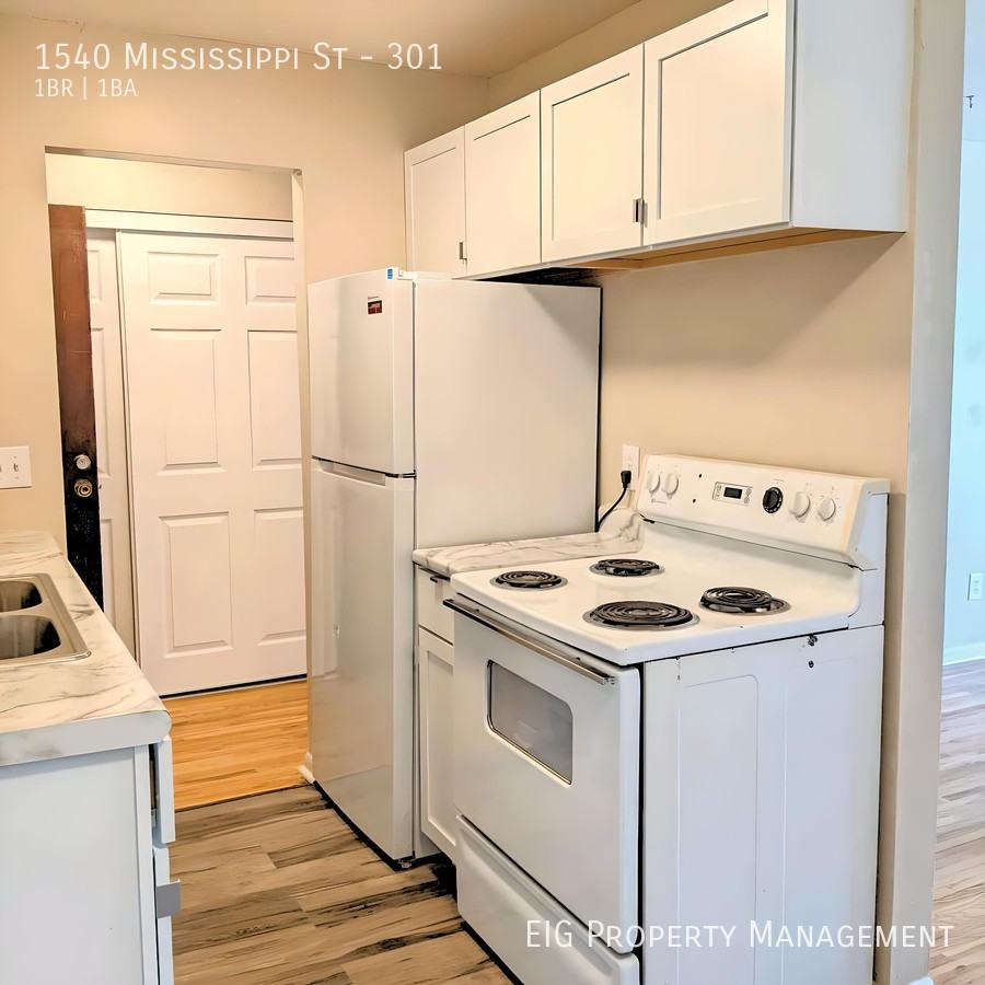 Phalen Village - Photo 3 of 47