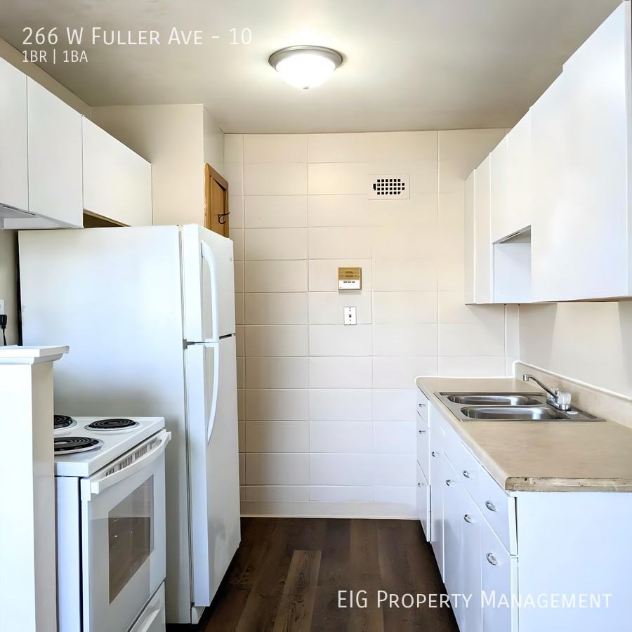 Fuller - Photo 7 of 50