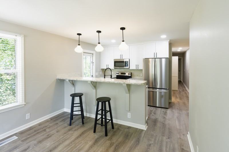 2502 Sharondale Dr #C - Photo 5 of 29