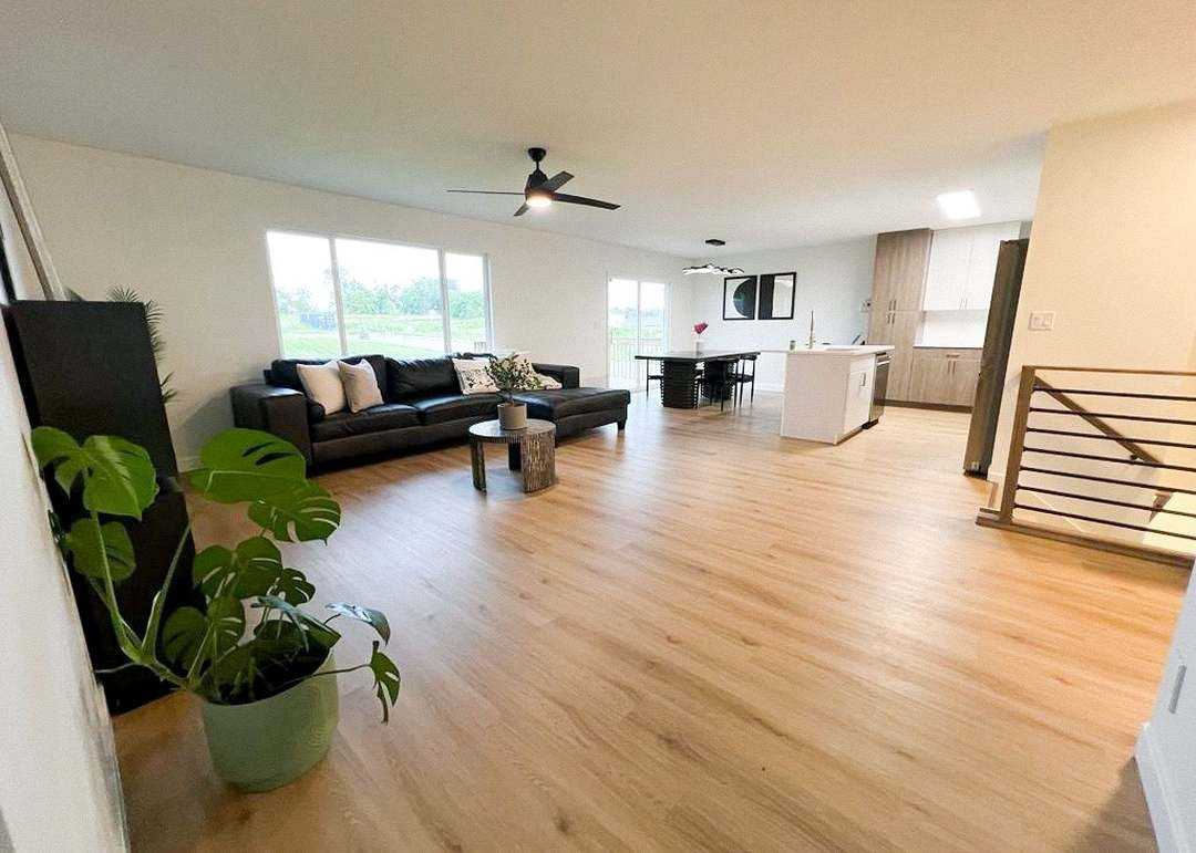 2905 Brockway Drive - Photo 2 of 26