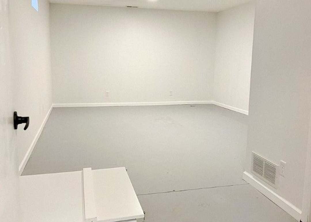 2905 Brockway Drive - Photo 3 of 26