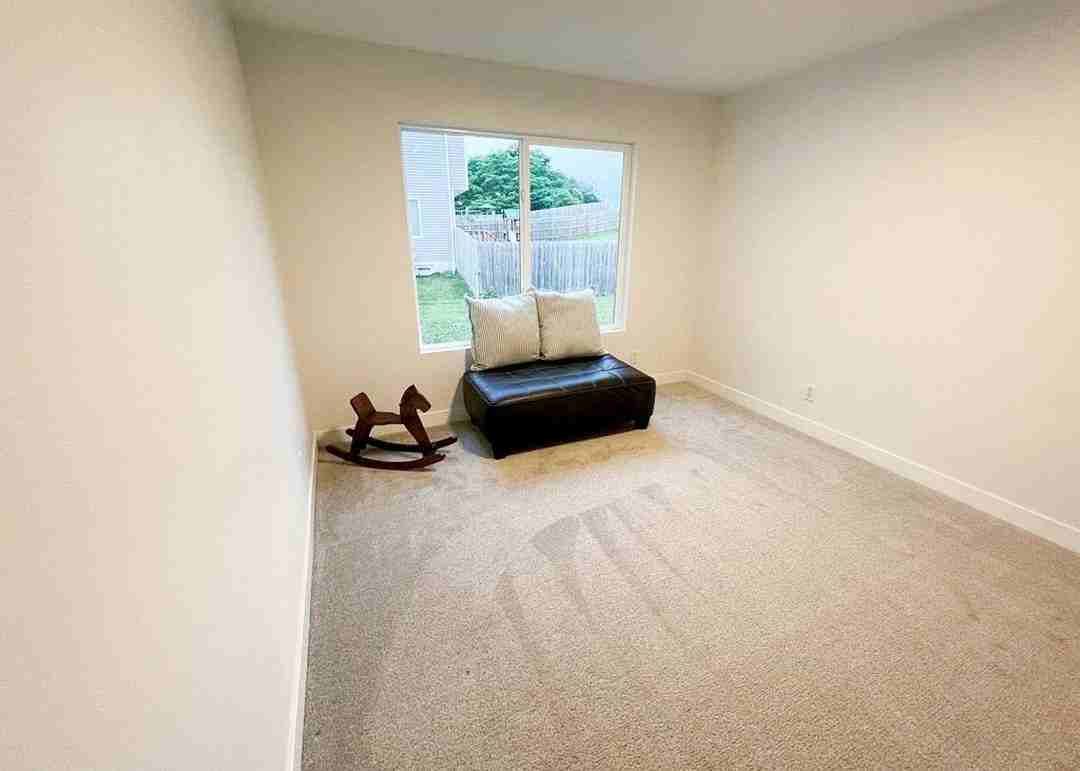 2905 Brockway Drive - Photo 5 of 26