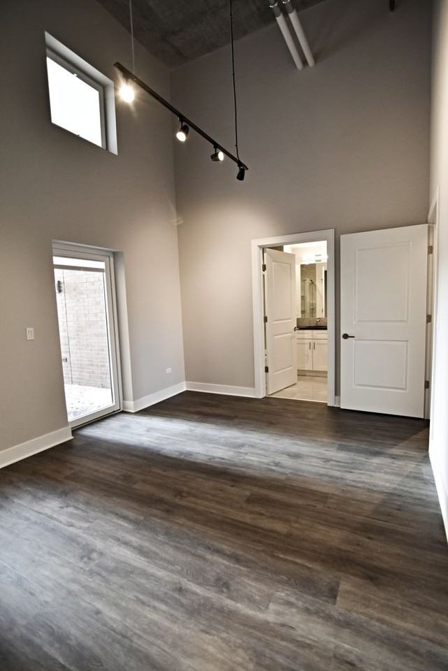 3815 North Broadway #224 - Photo 4 of 16