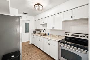 W 17th St - Photo 1 of 1