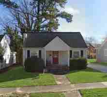 featured image of 206 S Eastern St
