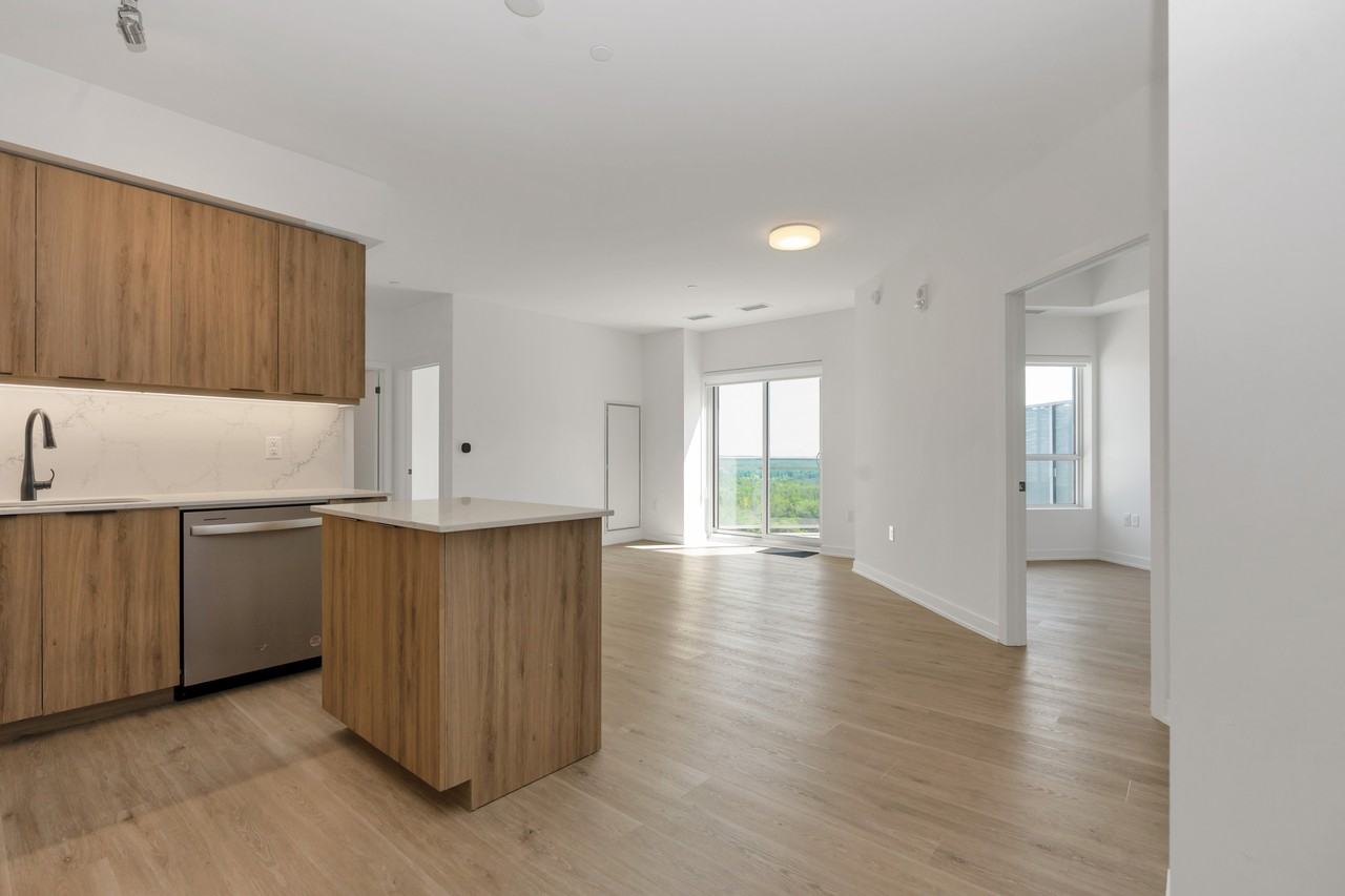 56 Lakeside Ter, Barrie, ON L4M 0L4, Canada - Photo 4 of 20