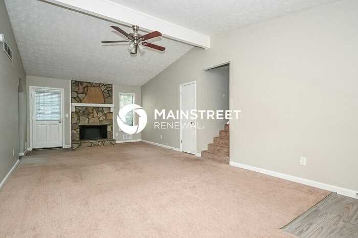358 Shalloway Dr Ne - Photo 5 of 18