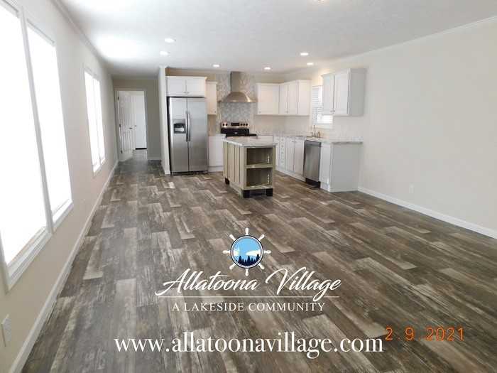 4691 Cox St Se - Photo 5 of 23