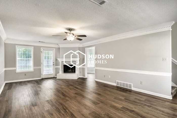1424 Milestone Dr - Photo 4 of 32