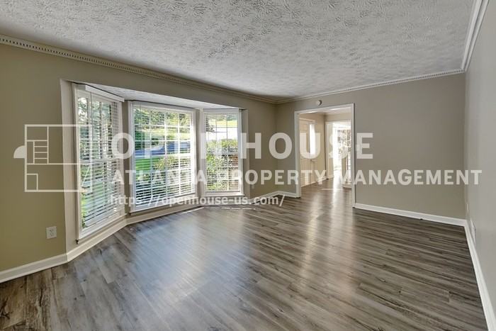 3940 Camrose Pl - Photo 6 of 25
