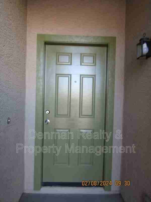 225 W Tropical Dr - Photo 2 of 14