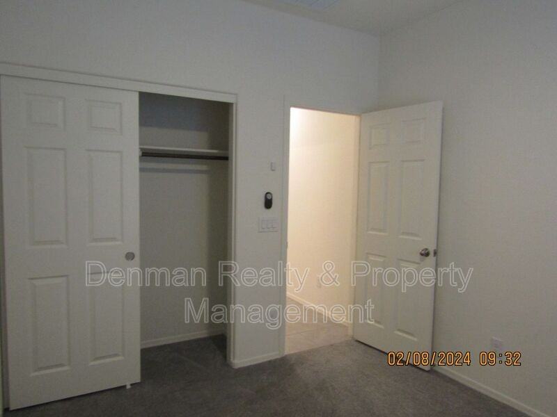 225 W Tropical Dr - Photo 4 of 14