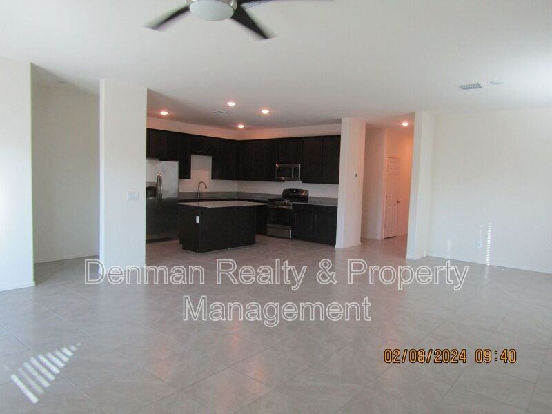 225 W Tropical Dr - Photo 7 of 14