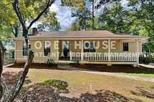 255 Saint Patrick Dr Sw - Photo 1 of 1