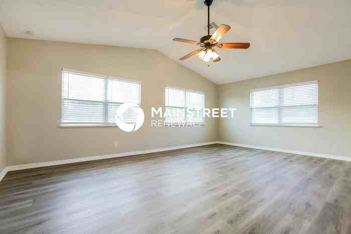 3104 Shamrock Dr - Photo 7 of 16