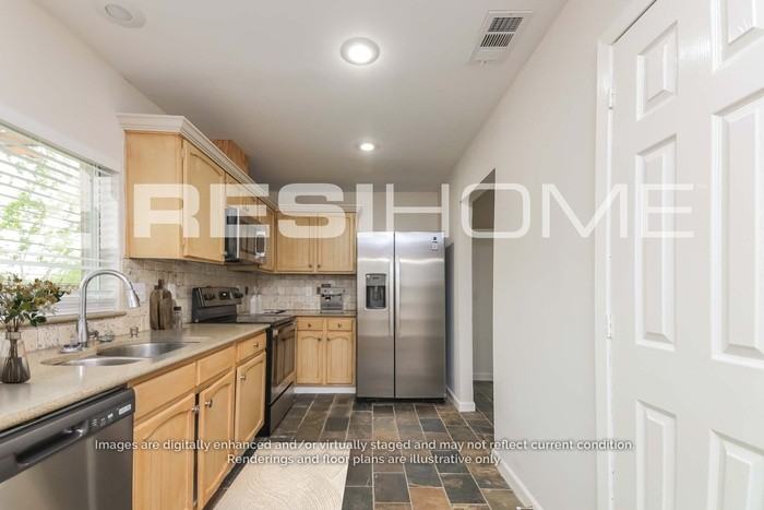1201 Colony Dr - Photo 3 of 16