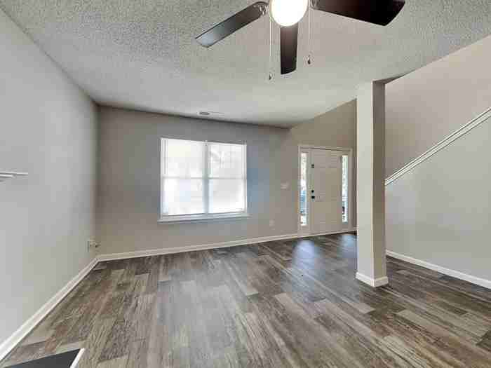 11020 Pointer Ridge Dr - Photo 3 of 19