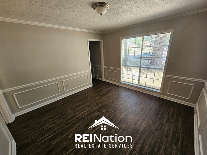 5711 Scottsdale Ave - Photo 5 of 18