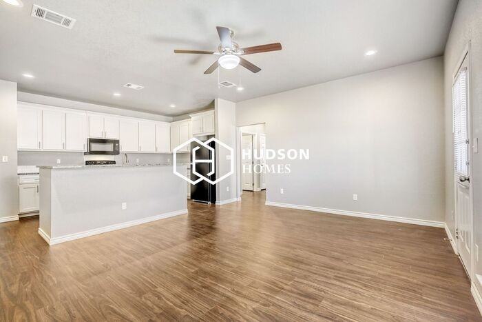 101 Pharm Hills Rd #403 - Photo 5 of 13