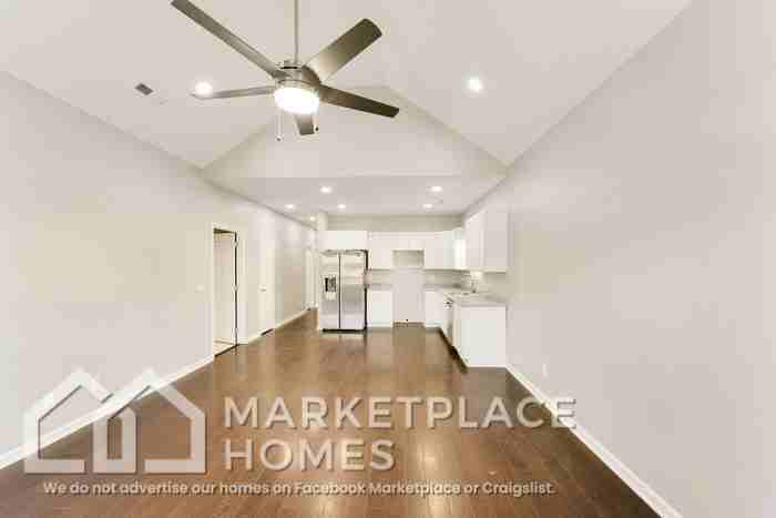 2901 Dodson Ave - Photo 6 of 32