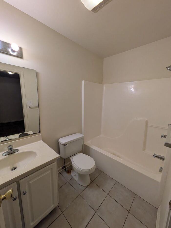 1738 14th Street Ln Ne #A - Photo 7 of 9