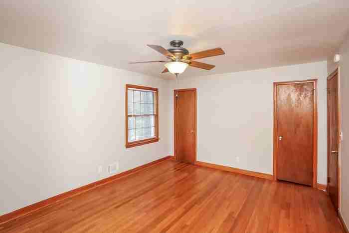 1532 Romain Dr - Photo 7 of 12