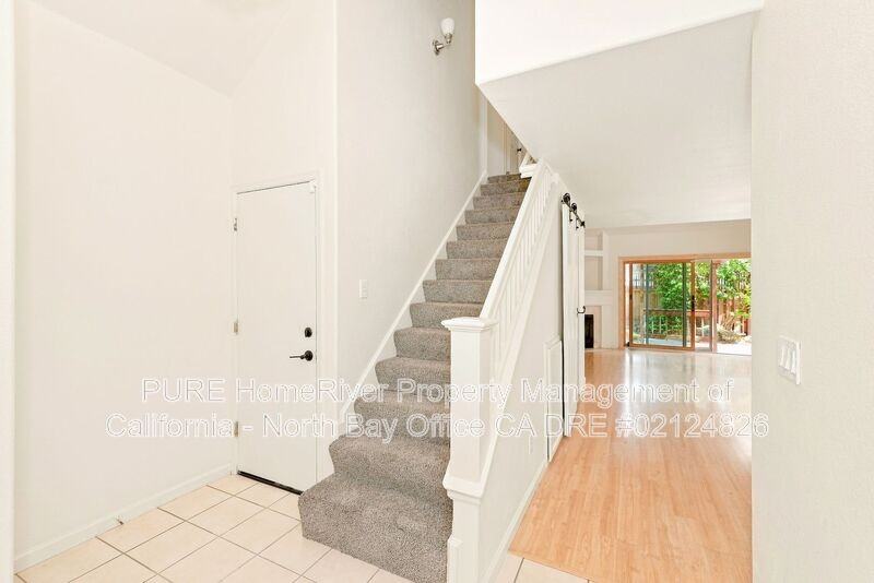 2360 Battersea St - Photo 2 of 26