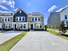 3068 Harborview Dr - Photo 1 of 1