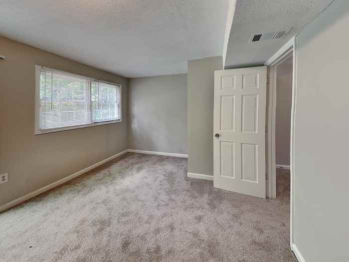 3775 Stamford Rd Sw - Photo 4 of 26