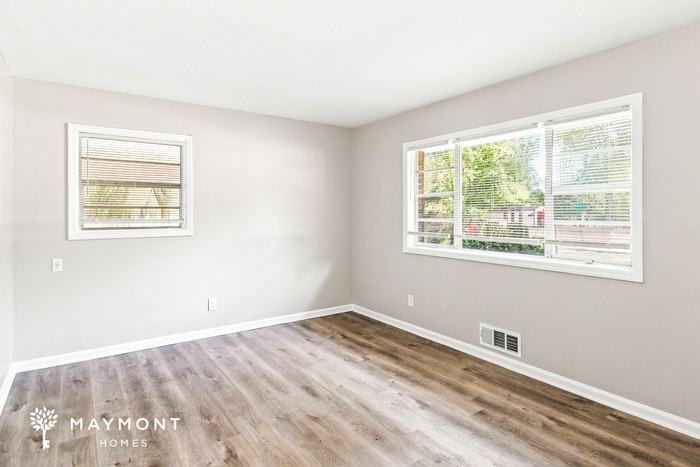 708 Anderson Dr - Photo 6 of 17